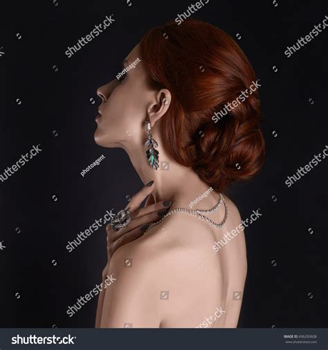 Beautiful Nude Woman Jewelry Hair Naked Stock Photo 696293608 Shutterstock