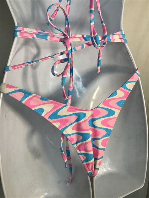 Frankies Bikini Pink And Blue Wildflower Top And Bott Gem