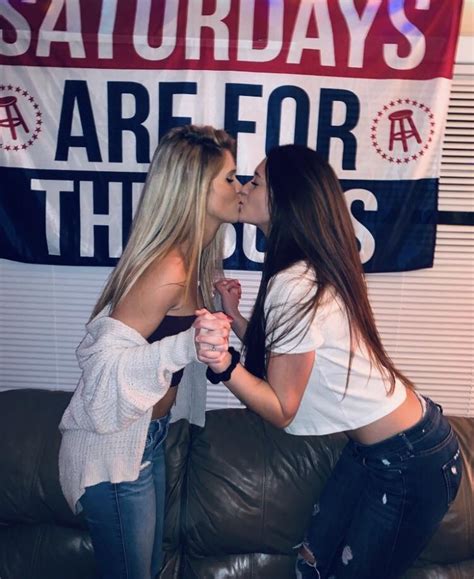 Hot Blonde And Hot Brunette R Girlskissing