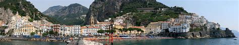 Panoramic view of the town of Amalfi, with the Amalfi Cathedral in the ...