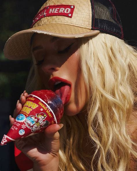 Christina Aguilera Wows In Sexy Red And White Bikini During Ice Cream Truck Photoshoot