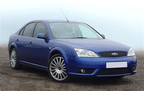 Ford Mondeo Offers Diesel and Petrol Engine Options