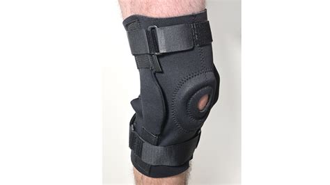 10 Best Knee Braces For Skiing And Snowboarding The Ski Source