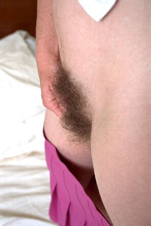 Beautiful Hairy Side Bush Tumblr Modxkj8er01su2kzxo7 500 Porn Pic