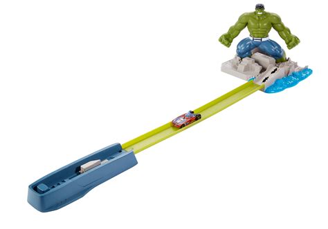 Hot Wheels Marvel Avengers Assemble™ Hulk Smash Spin Out Track Set