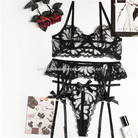 Factory Direct High Quality China Wholesale Sexy Lingerie Three Piece Embroidery Perspective