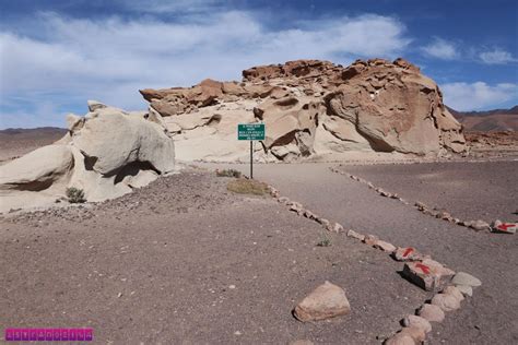 Passeio ao Vale do Arco Íris muitas cores no Atacama Estrangeira