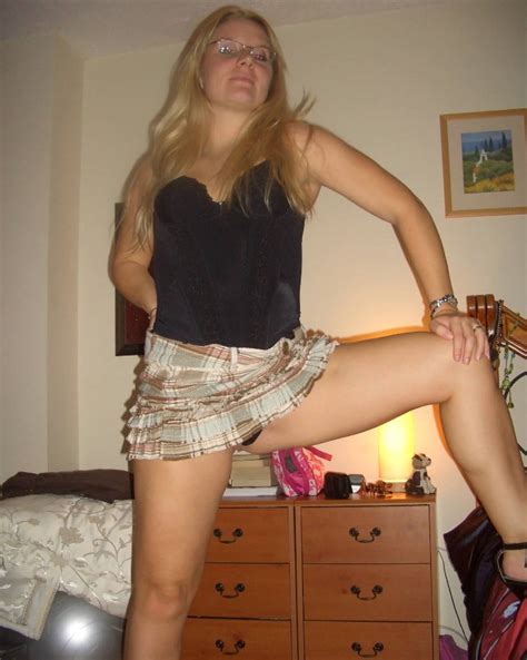 Amateur Matures And Girls In Hot Lingerie Softcore