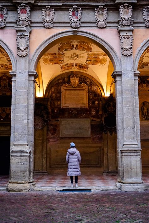 Walking Tour of Bologna, Italy - a life of adventures