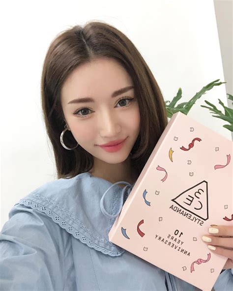 5 xu hướng được các hot girl châu Á diện nhiều nhất dịp đầu năm mà bạn nên học tập ngay để có