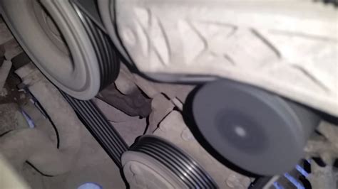 Peugeot 508 свист ролика ремня навесного оборудования - YouTube