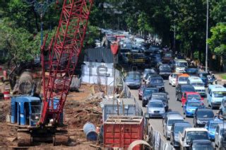 Pembangunan Jalan Layang Non Tol Kp Melayu Tanah Abang Datatempo