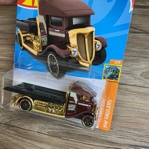Mattel Toys Hot Wheels Truck Fastbed Hauler Flat Bed Tow New