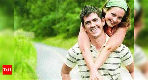 Happy Sex Life Ensures Super Oral Health Times Of India