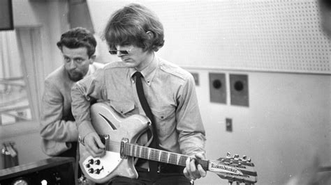 Roger McGuinn and His Legendary Rickenbacker 12-String Electric Guitar ...