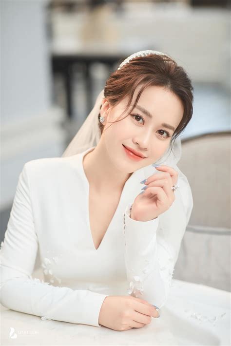 N Mc Vtv C M C Bikini L Khi N Bao Ng I Xu T Xoa Ng G C Ph N Gia Nh