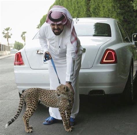 Rich Arabs Love To Spend Money 37 Pics