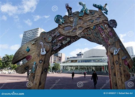 Waharoa Gate And The Town Hall In Aotea Square Auckland New Zealand