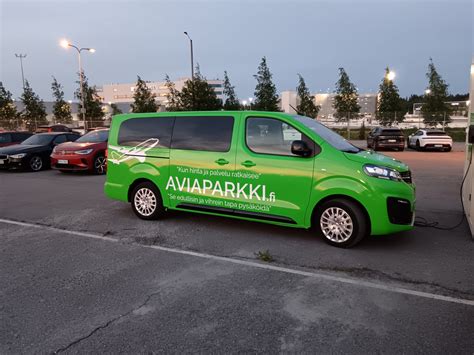 Lentoasemaparkki | Helsinki-Vantaa pysäköinti | Aviaparkki