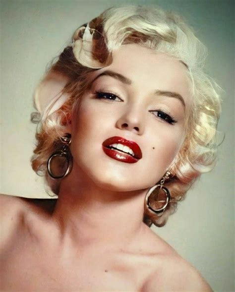 Marilyn Monroe Lipstick Marilyn Monroe Photos Marylin Monroe Old