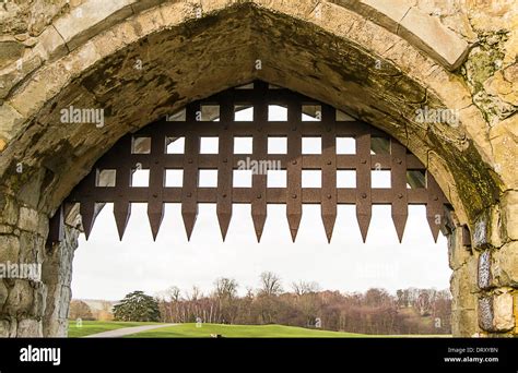 Portcullis Of Leeds Castle In Kent England Stock Photo Alamy