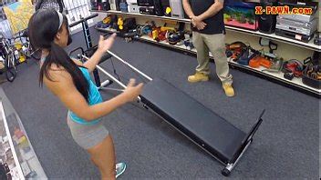 Masculina Posa Desnuda Y Follada En La Casa De Empe Os Xvideos