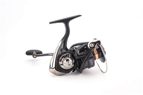 DAIWA NINJA 4000 BG FIXED SPOOL FISHING REEL + SPARE SPOOL + REEL POUCH ...