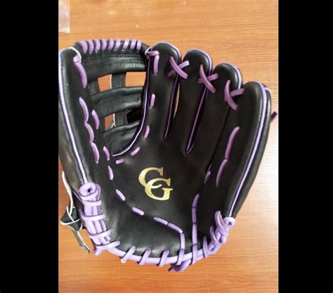 Custom Softball Outfielders Glove - Custom baseball and softball gloves