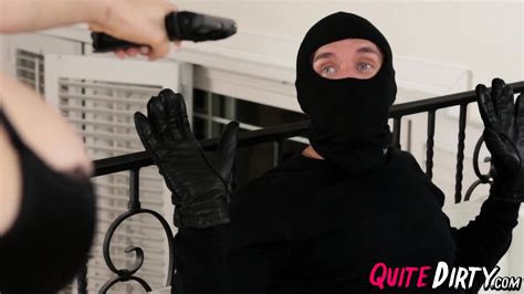 Stunning MILF Kagney Linn Karter Gets A Mouthful Of Cum