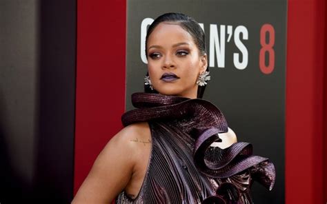 Linha De Lingerie Da Rihanna Ganha Acess Rios Sexuais A Savage Xcessories Revista Marie