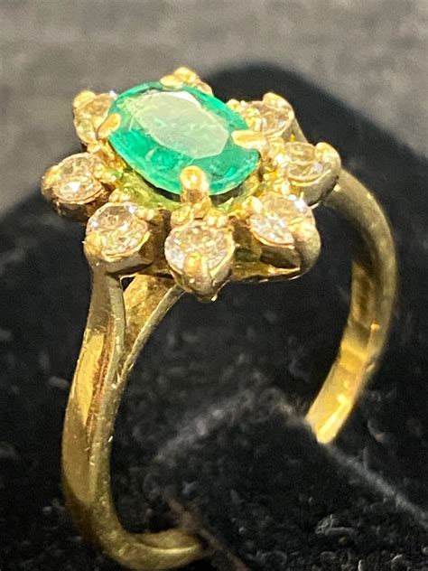 Proantic Bague Pompadour Meraude Et Diamants