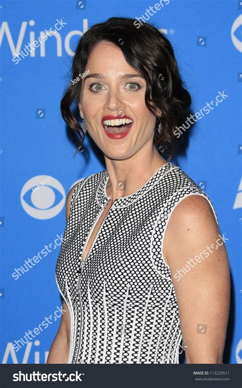 Robin Tunney Photo Shoot