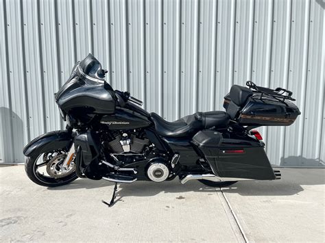 2017 Harley Davidson FLHXSE CVO Street Glide For Sale In Camrose AB