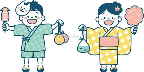 夏祭りを楽しむ子どものイラスト 縁日 浴衣 男の子と女の子 [200609025] イメージマート