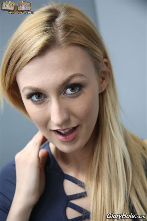 Alexa Grace Gloryhole 063 Porn Pic