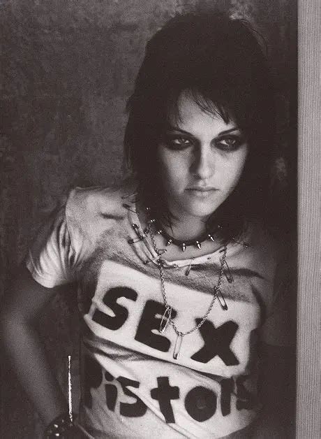 Joan Jett With A Sex Pistols T Shirt Scrolller