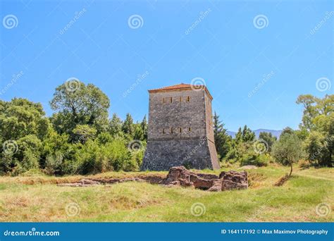 Butrint Albanien Venezianischer Turm In Der Altstadt Von Butrint