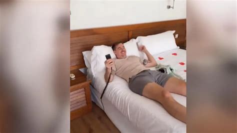 Bonnie Blue Sex Rekord Mit M Nnern Gleichzeitig Hat Folgen Erotikmodel Zeigt Verletzungen