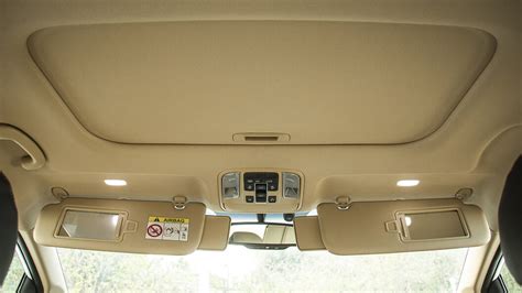 Kia Carnival Images, Interior & Exterior Photo Gallery - CarWale