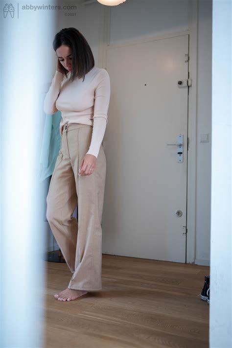 Amateur Eve S Reveals Her Natural Tits And Nice Ass While Dressing In Her Room CoedCherry