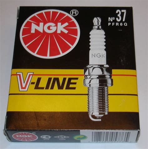 NGK No.37 PFR6Q Zündkerzen