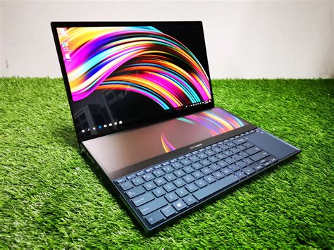 ASUS ZenBook Pro Duo (UX581) Review - ScreenPad Plus : Good or Bad ...