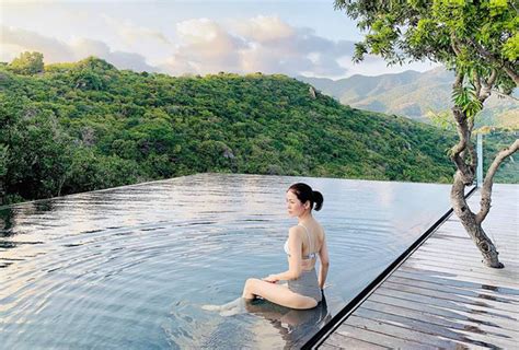 Ca S L Quy N Khoe Nh Bikini T O B O Tu I U