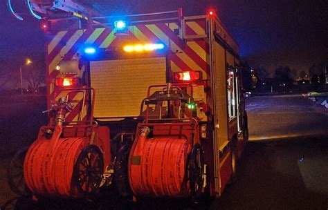 Près De Grenoble Un Homme Met Le Feu à Lentrée Dune Banque