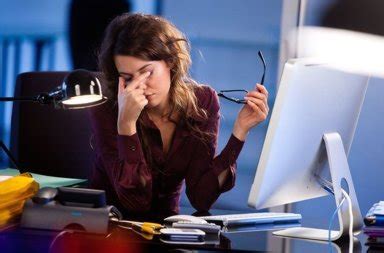 Чем можно увлажнить руки, когда нет крема