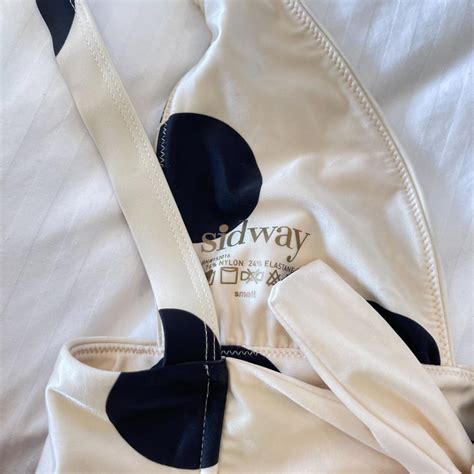 Frankies Bikinis Women S Bikini And Tankini Tops Depop