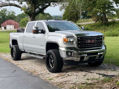 2017 GMC Sierra 2500 HD With 22x12 44 Hardcore Offroad Hc104 And 33 12 5R22 Haida HD878 RT And