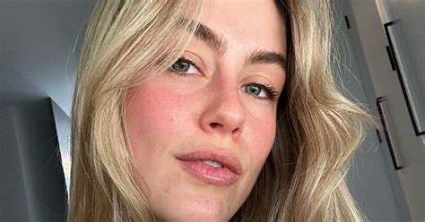 Podcast Host Steph Claire Smith Accidentally Sends Nude Photo To Her