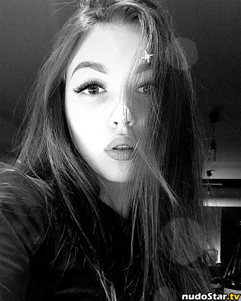 Laura Salvia Itslaurasalvia Salvialaura Nude OnlyFans Photo