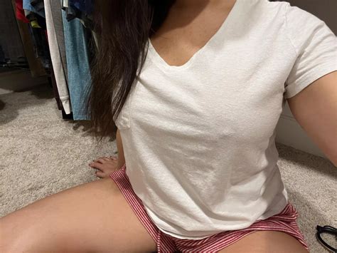 Getting Ready For Bed Nudes Braless NUDE PICS ORG